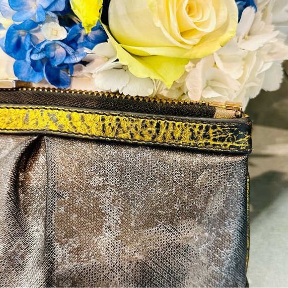 Authentic Burberry Metallic Distressed Clutch Pouch - Picture 7 of 14